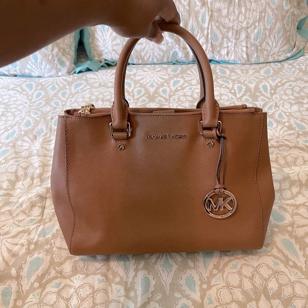 Luggage Michael Kors Purse